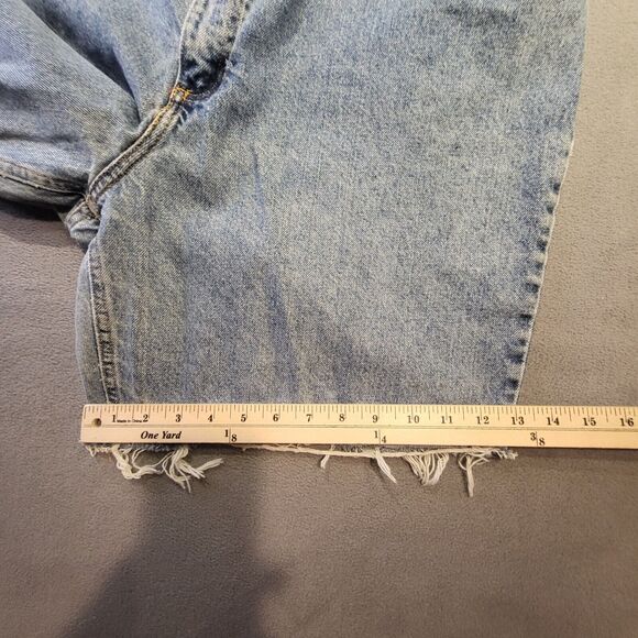 Lauren Jeans Co Womens 18 Cut Off Jeans Distressed Denim Frayed Hem Mom Jorts - Picture 5 of 8